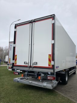 2025 New D range 18T with Schmitz Cargobull fridge